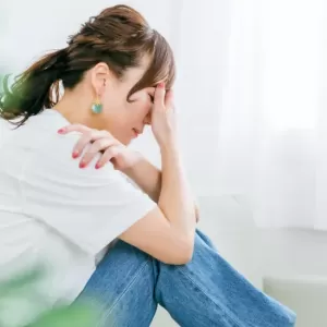 偏頭痛をすぐ治したい！有効な治し方や緊張型頭痛との見分け方も解説のサムネイル